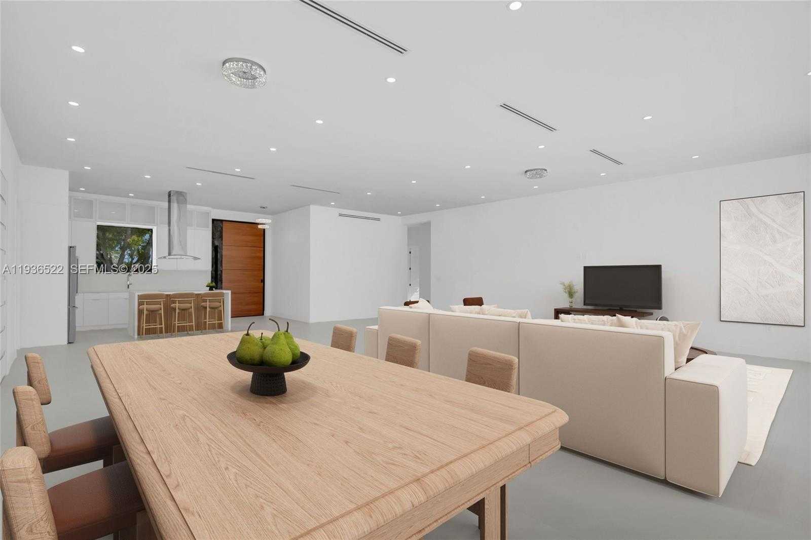 Small Image of 13200 NORTH BAYSHORE DR, North Miami Number 3