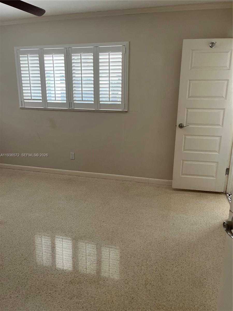 Small Image of 3912 GARFIELD ST, Hollywood Number 11