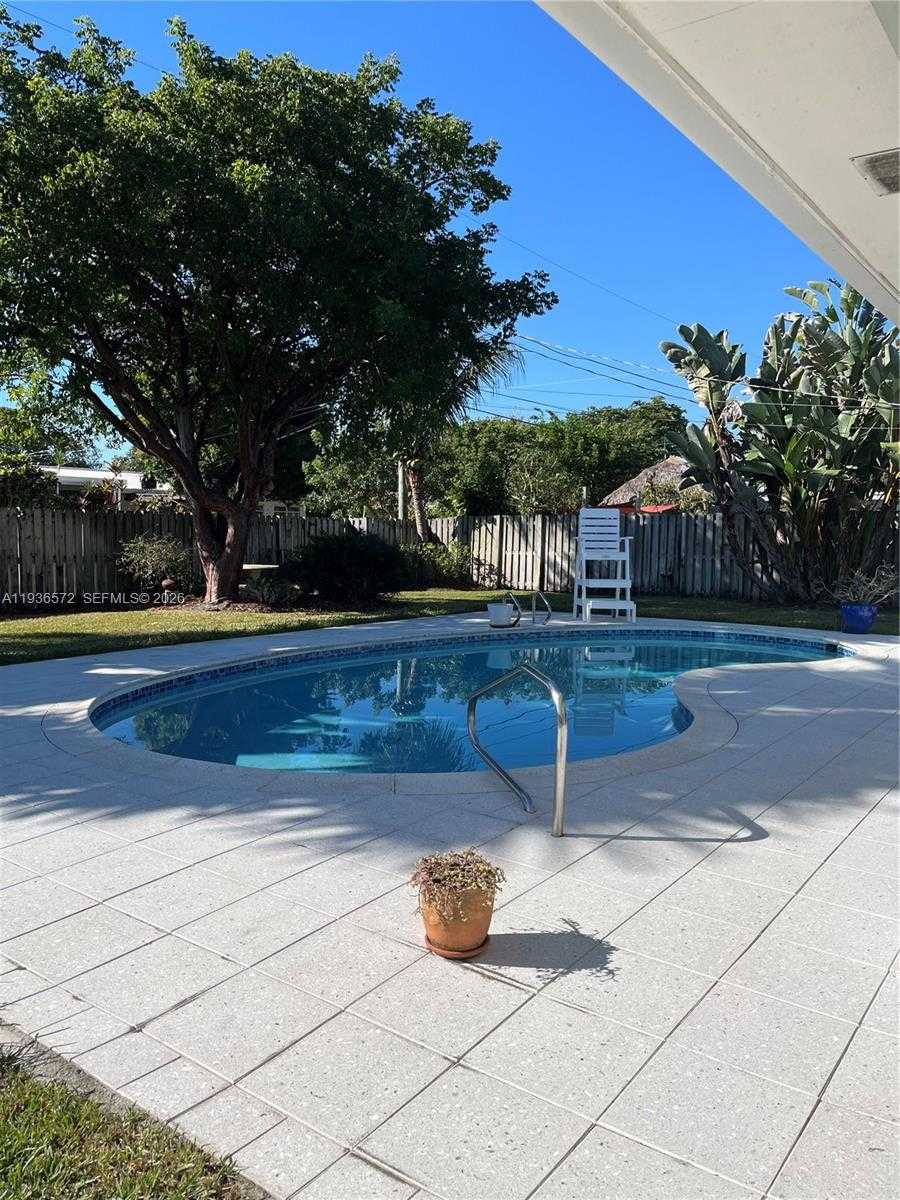 Small Image of 3912 GARFIELD ST, Hollywood Number 20