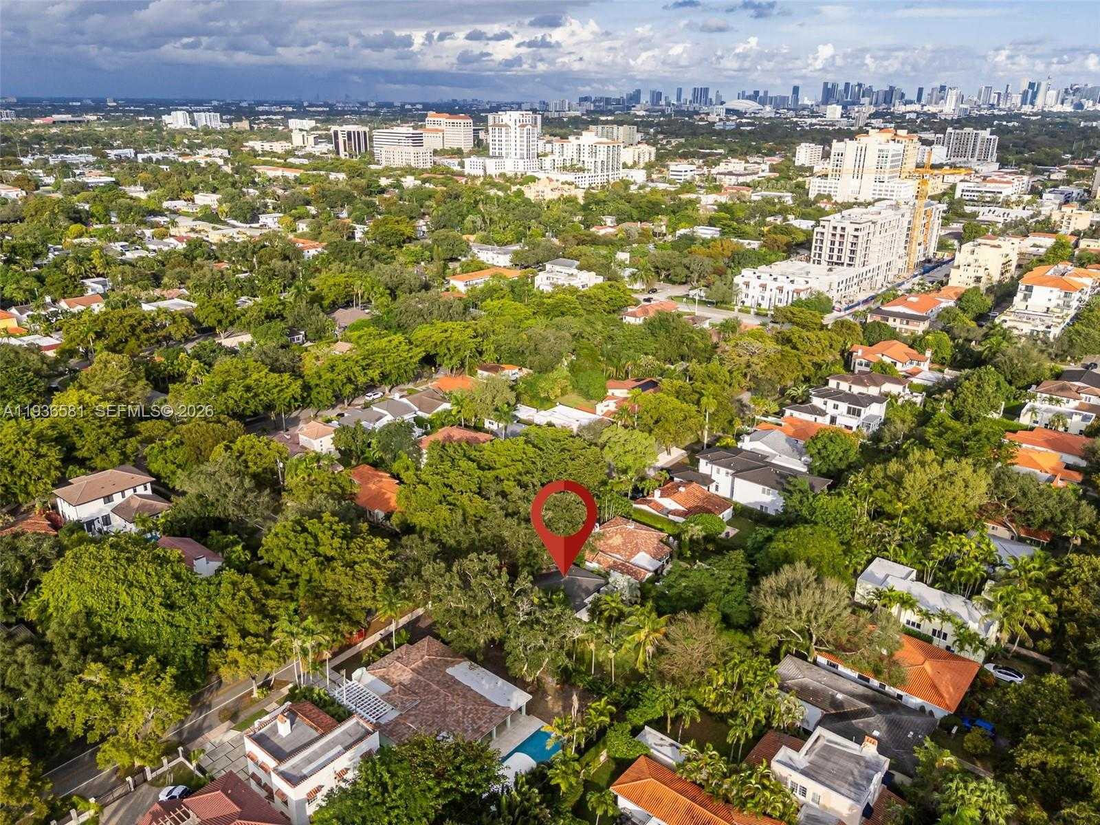 Small Image of 446 MADEIRA AVE, Coral Gables Number 24