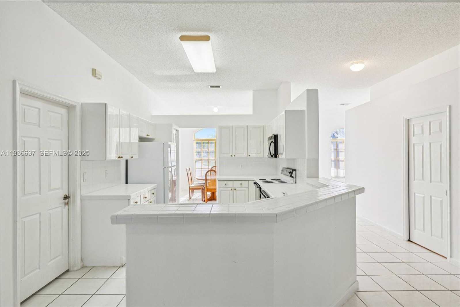 Small Image of 17811 SOUTH WEST 4TH CT, Pembroke Pines Number 19