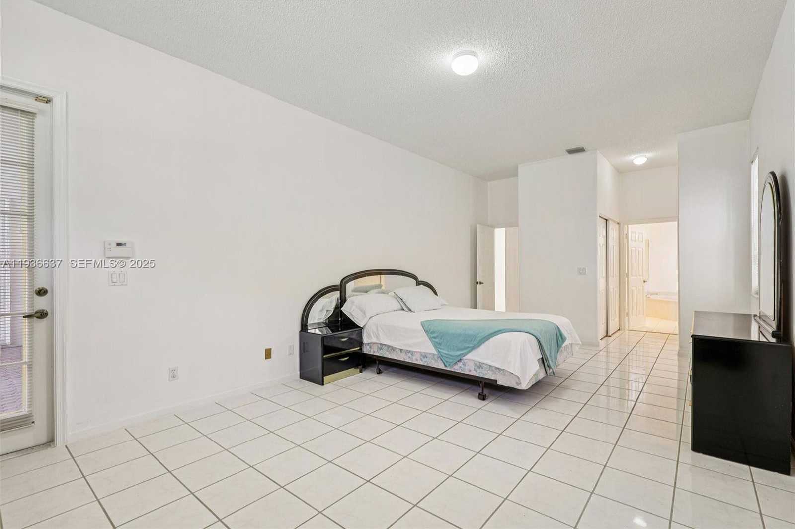 Small Image of 17811 SOUTH WEST 4TH CT, Pembroke Pines Number 34