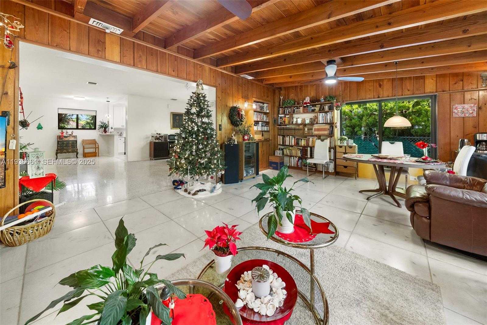 Small Image of 7517 CUTLASS AVE, North Bay Village Number 19