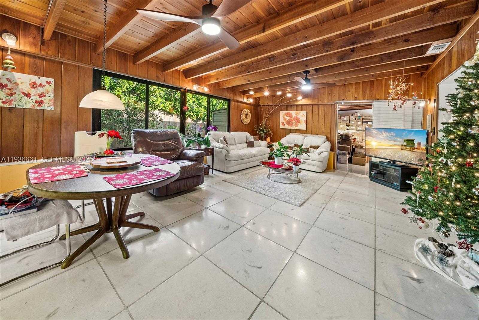 Small Image of 7517 CUTLASS AVE, North Bay Village Number 20