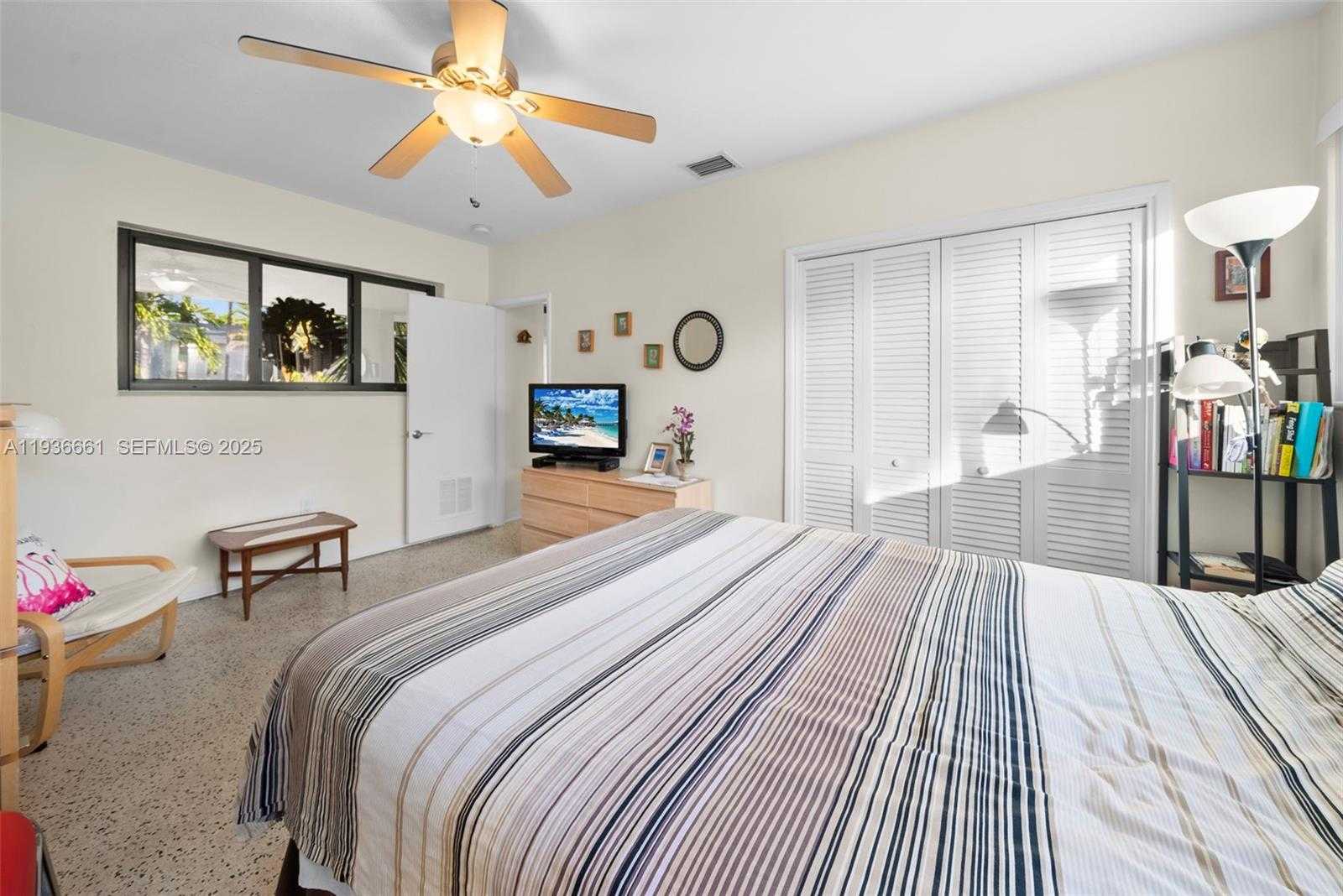 Small Image of 7517 CUTLASS AVE, North Bay Village Number 31