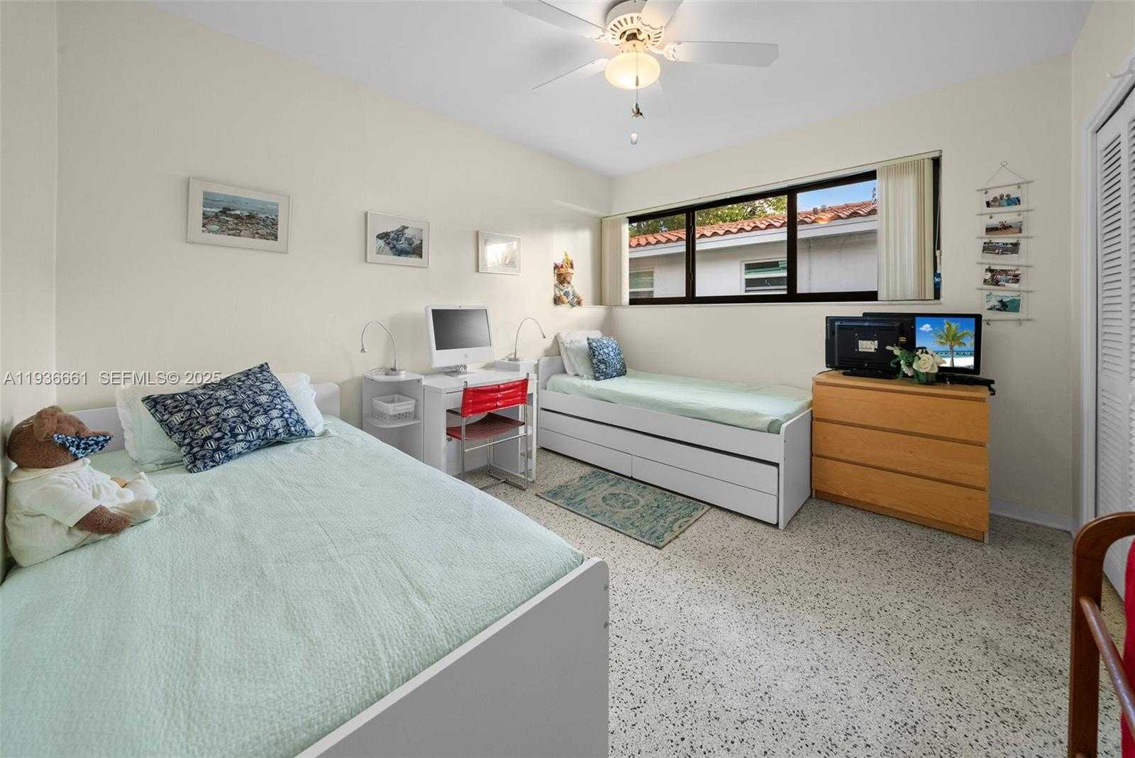 Small Image of 7517 CUTLASS AVE, North Bay Village Number 33