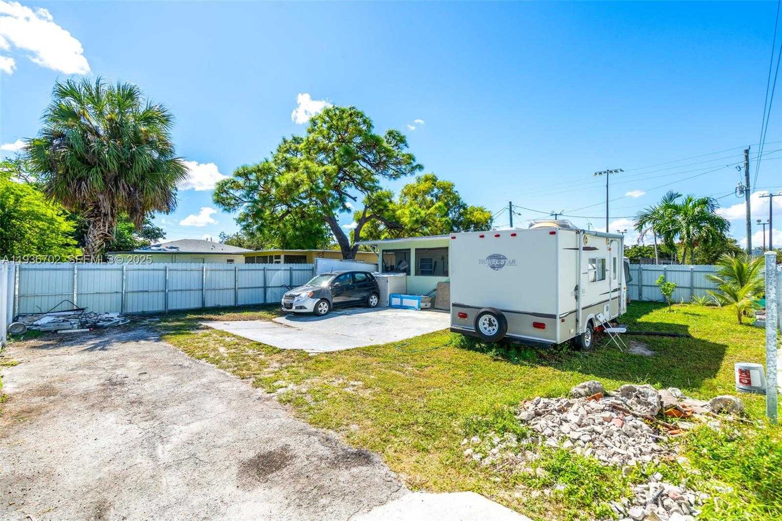 Small Image of 844 NORTH WEST 15TH AVE, Fort Lauderdale Number 11