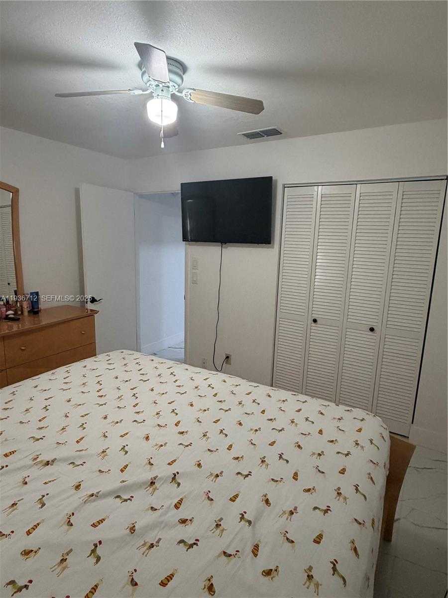 Small Image of 3112 SPINKS ROAD, Sebring Number 11