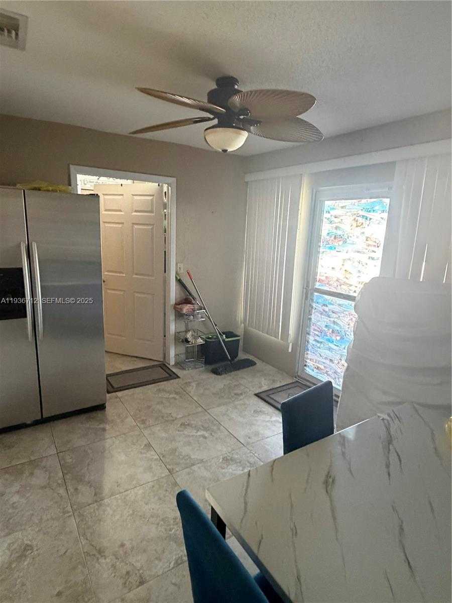 Small Image of 3112 SPINKS ROAD, Sebring Number 12