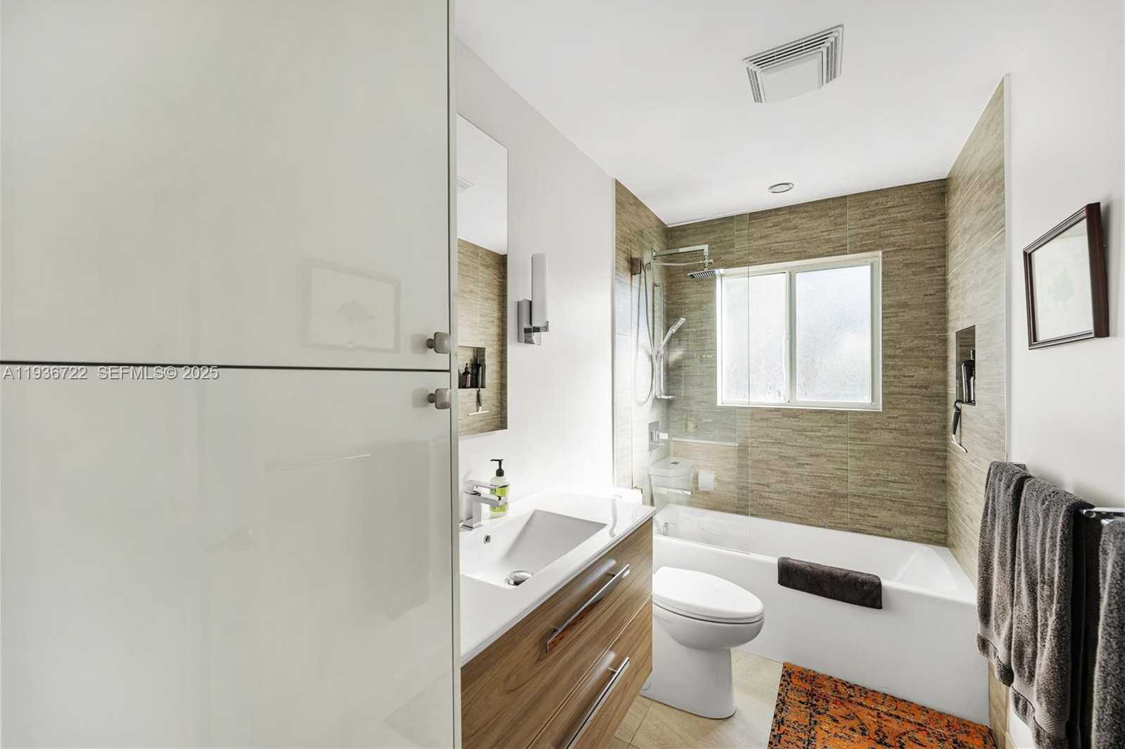 Small Image of 6240 NORTH EAST 20TH WAY, Fort Lauderdale Number 35