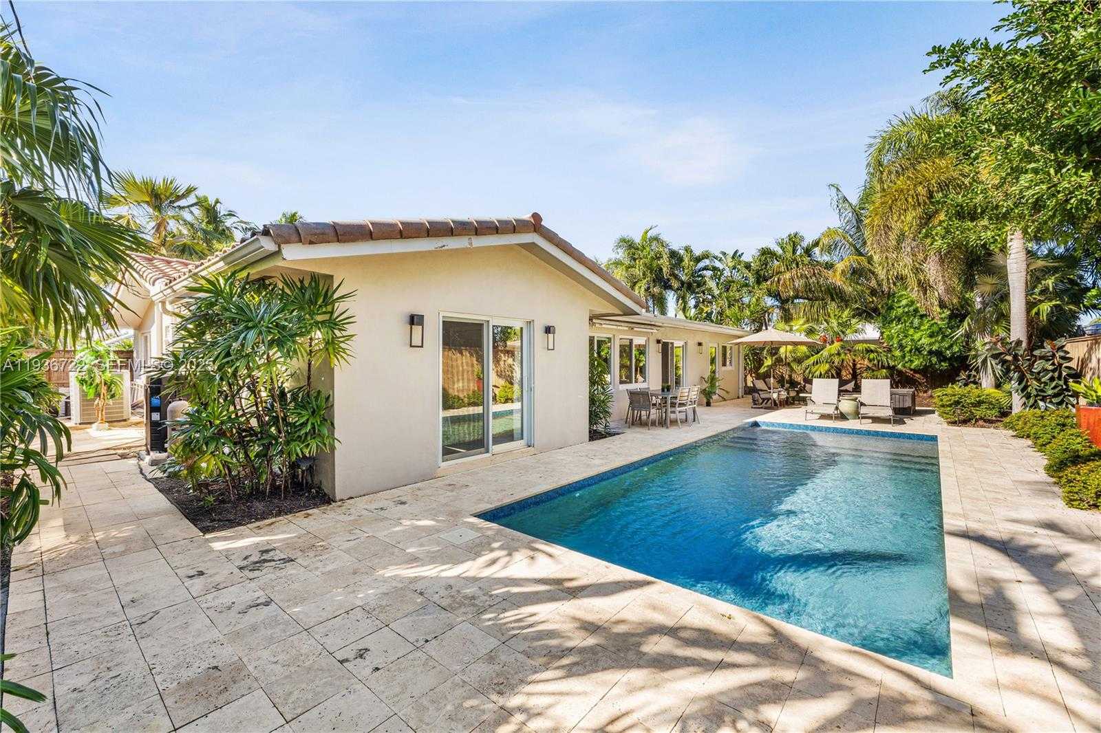 Small Image of 6240 NORTH EAST 20TH WAY, Fort Lauderdale Number 4