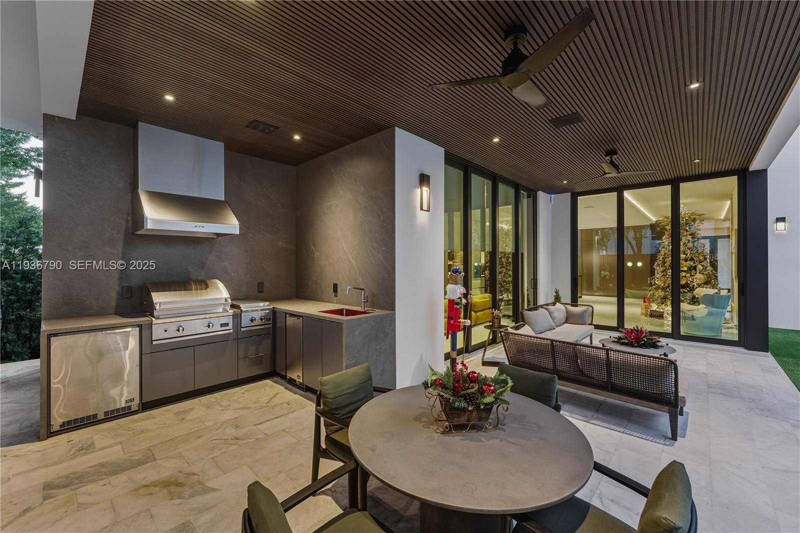 Small Image of 10540 NORTH WEST 67TH TER, Doral Number 53