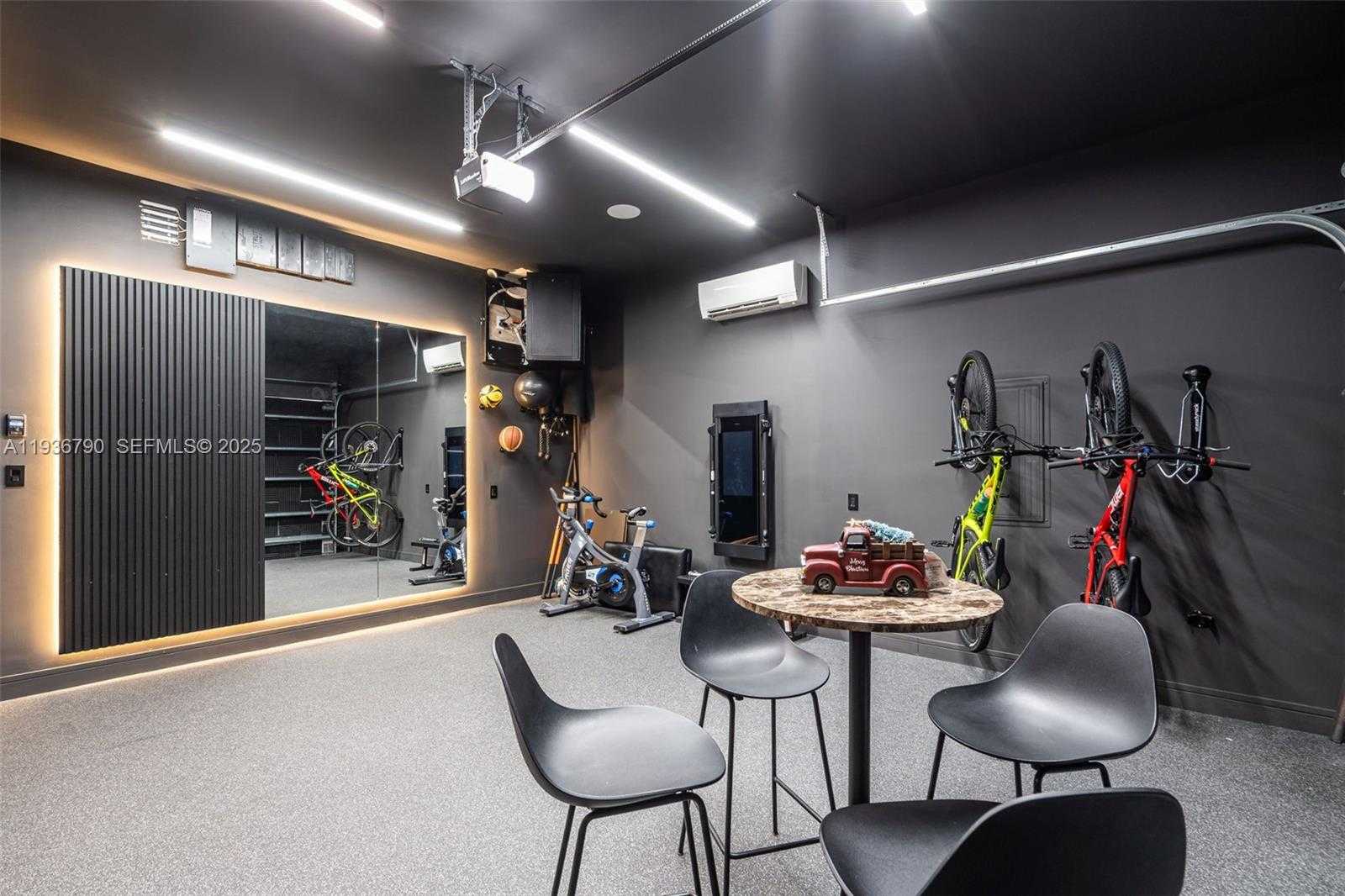 Small Image of 10540 NORTH WEST 67TH TER, Doral Number 64