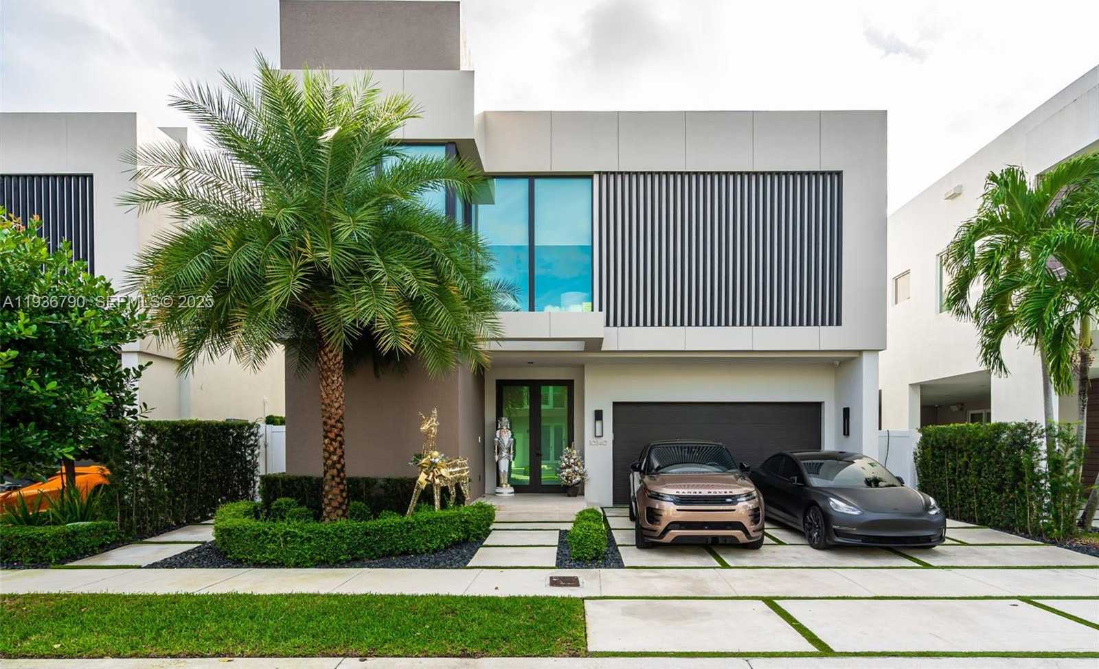 Small Image of 10540 NORTH WEST 67TH TER, Doral Number 67