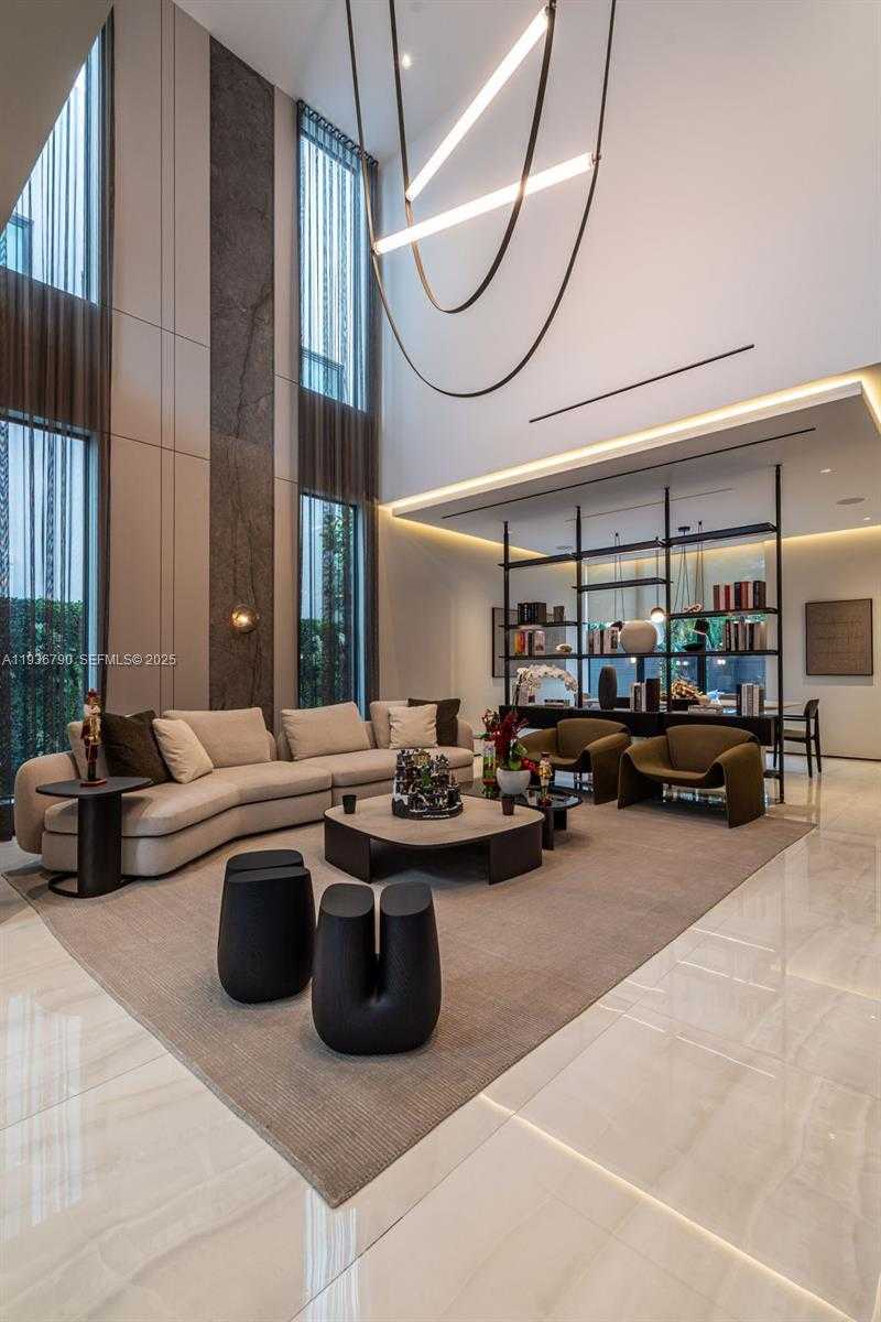 Small Image of 10540 NORTH WEST 67TH TER, Doral Number 7