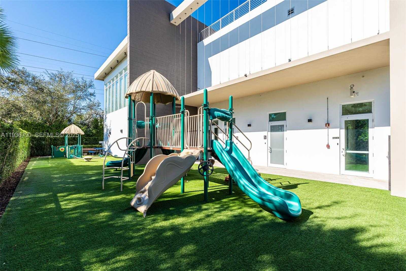 Small Image of 10540 NORTH WEST 67TH TER, Doral Number 77