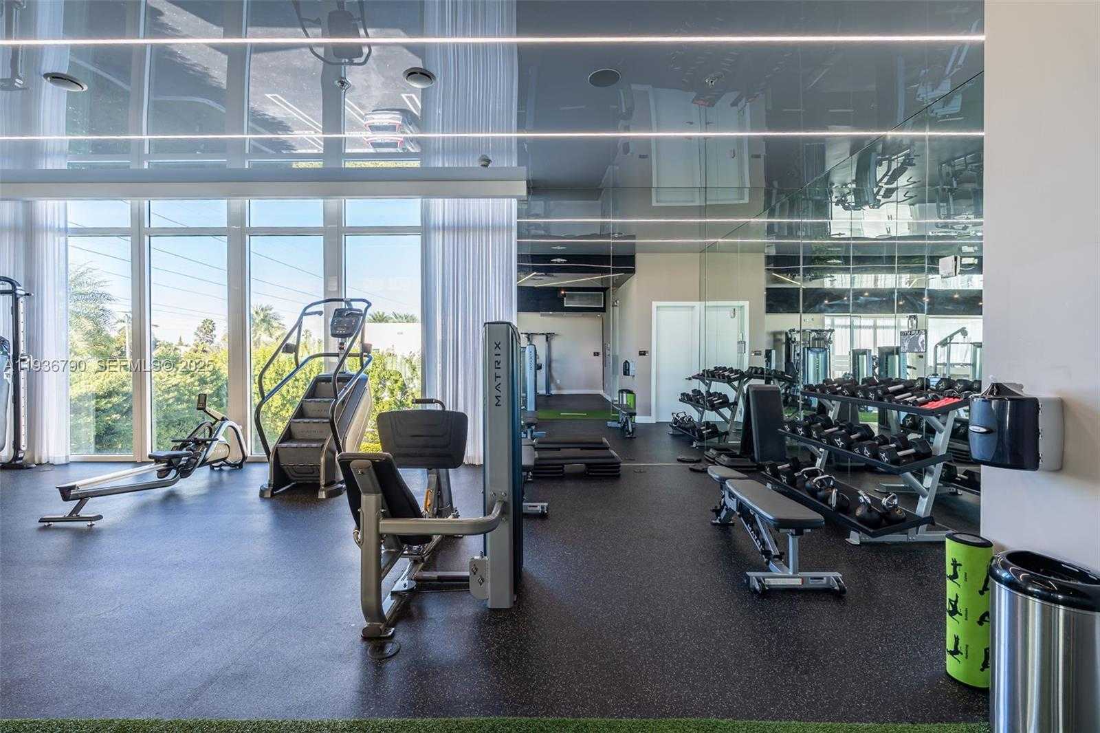 Small Image of 10540 NORTH WEST 67TH TER, Doral Number 82