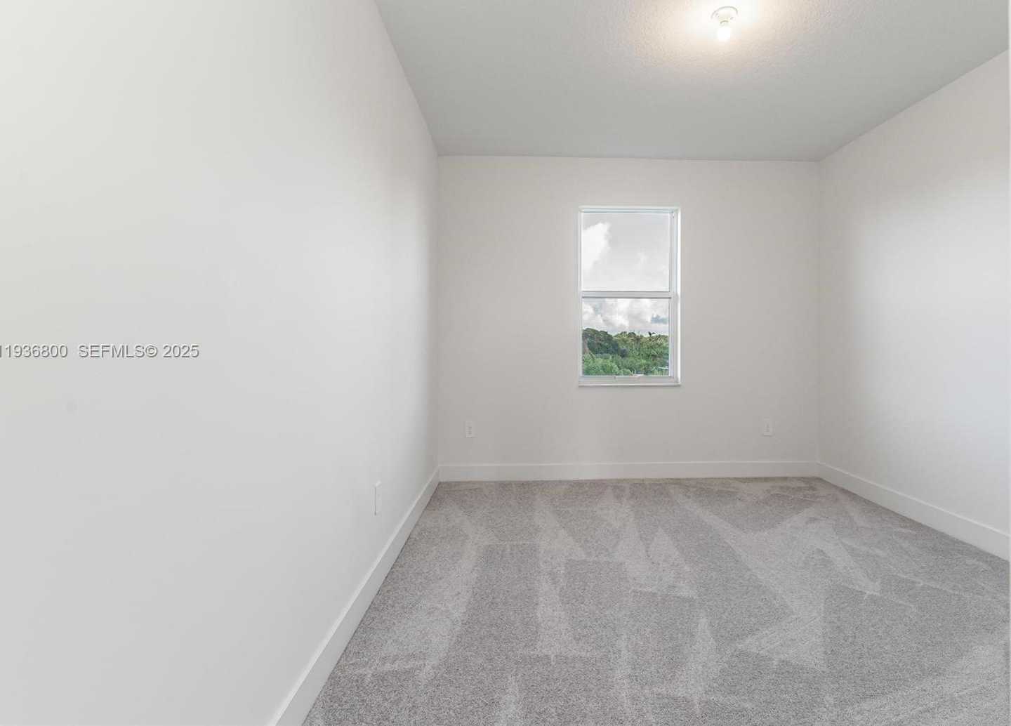 Small Image of 12289 SOUTH WEST 43RD ST, Davie Number 14