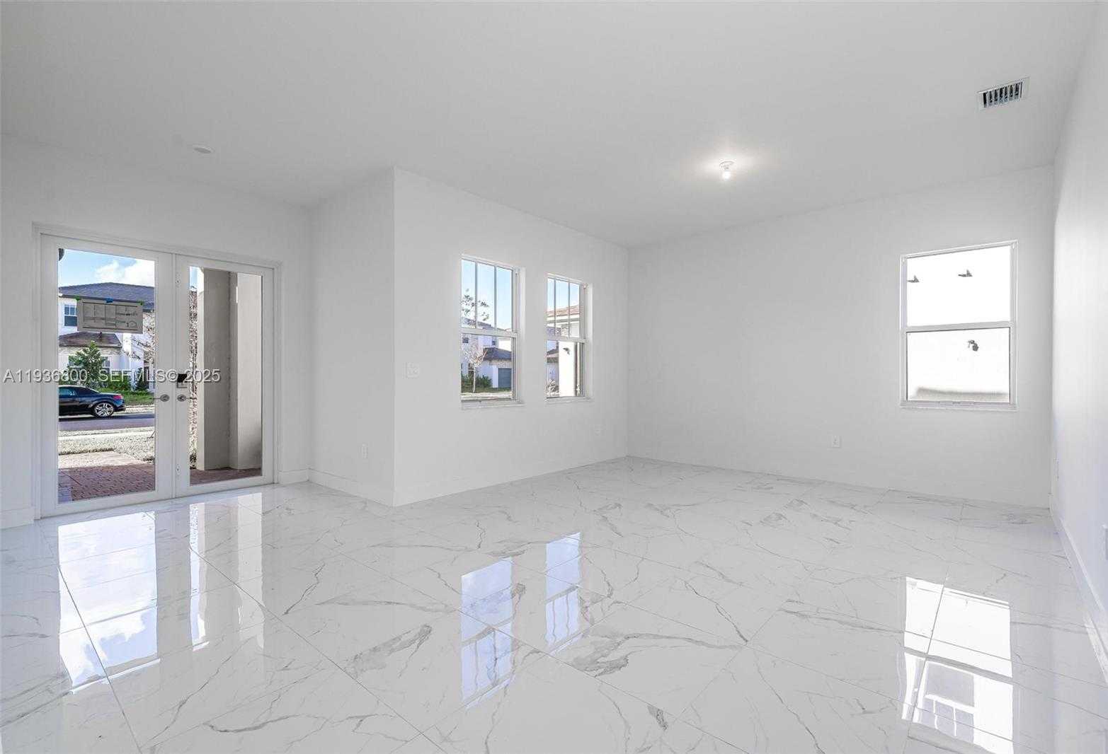 Small Image of 12289 SOUTH WEST 43RD ST, Davie Number 6