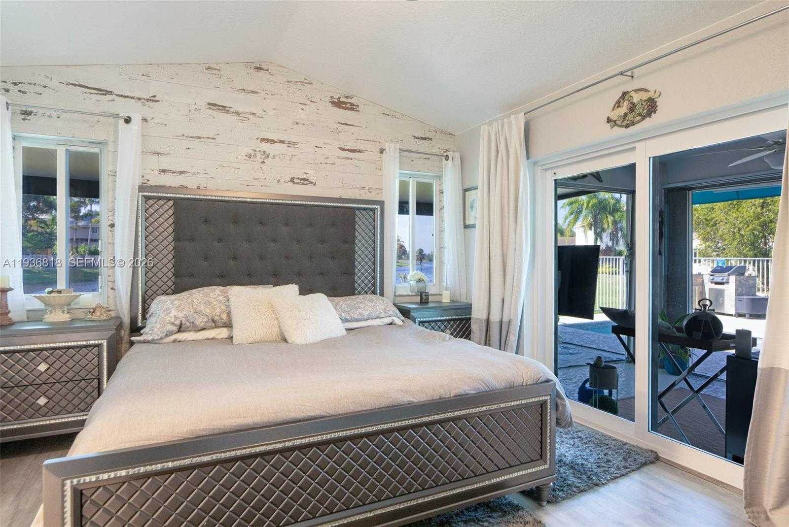 Small Image of 1409 MAJESTY TER, Weston Number 28