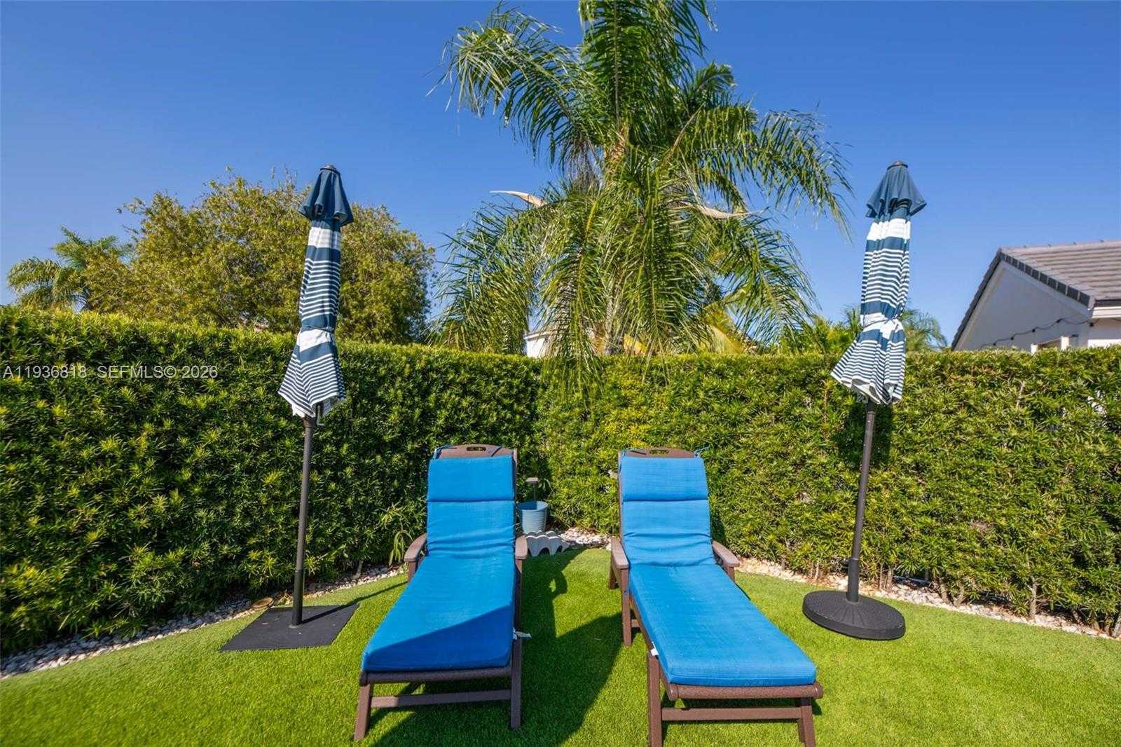 Small Image of 1409 MAJESTY TER, Weston Number 53