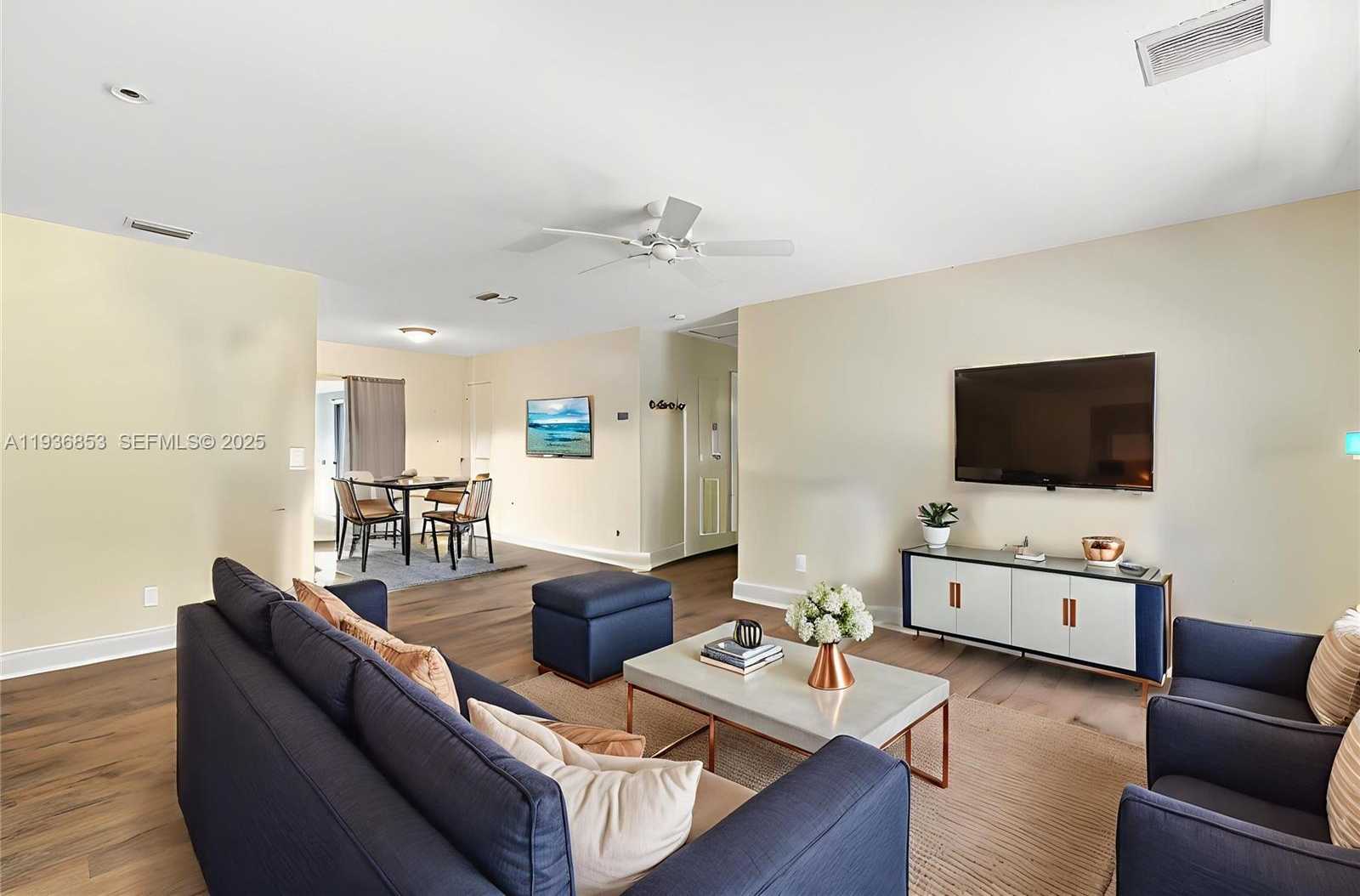 Small Image of 2135 79TH CT, Vero Beach Number 2