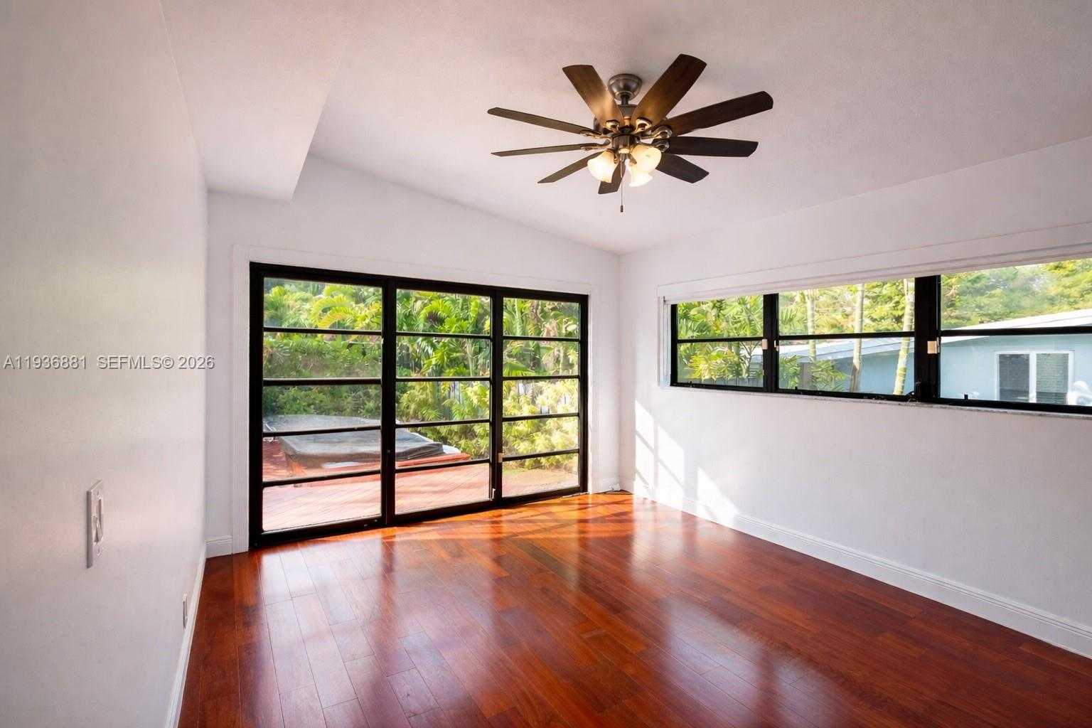 Small Image of 2413 NASSAU LN, Fort Lauderdale Number 10