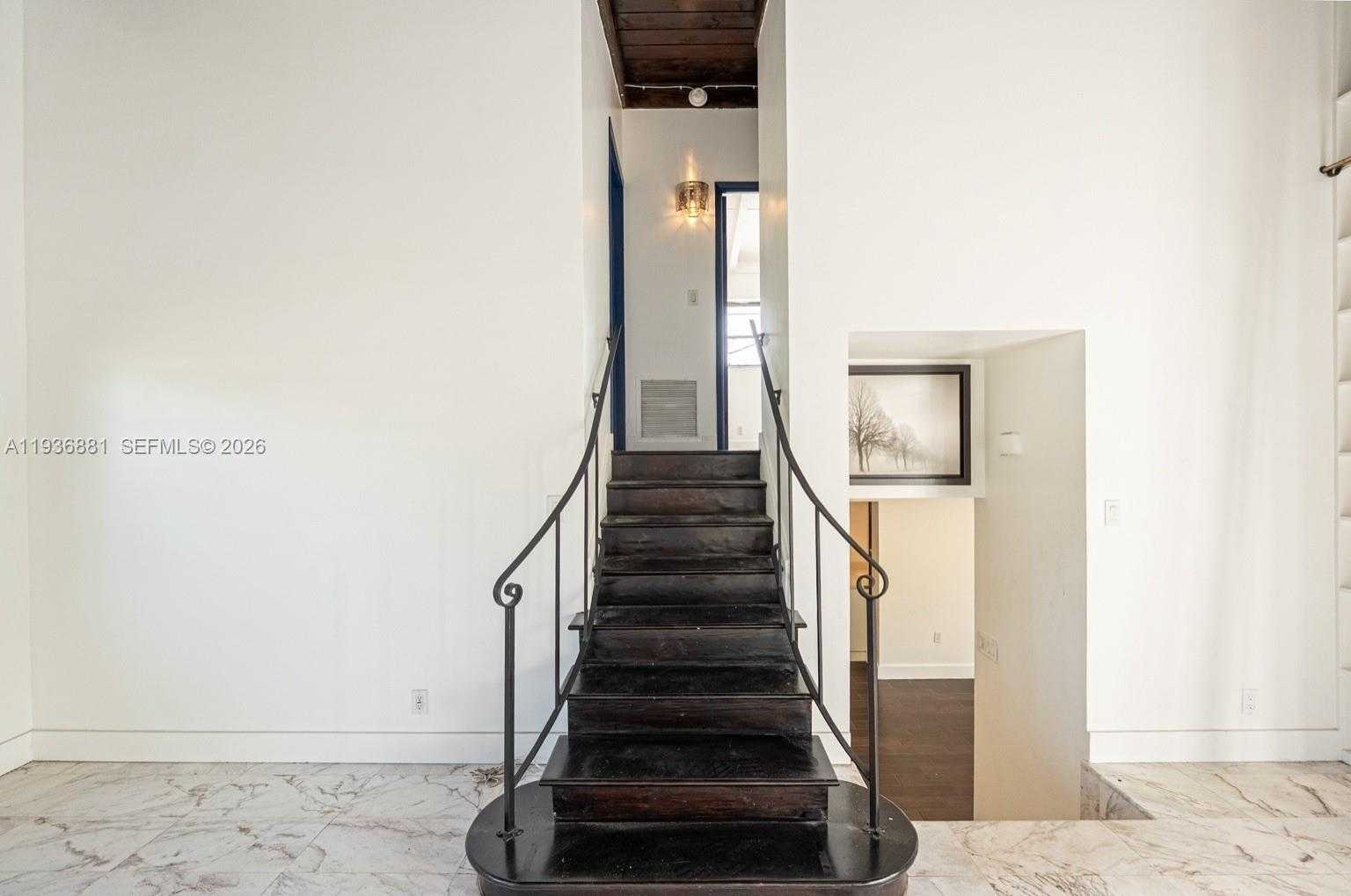 Small Image of 2413 NASSAU LN, Fort Lauderdale Number 13