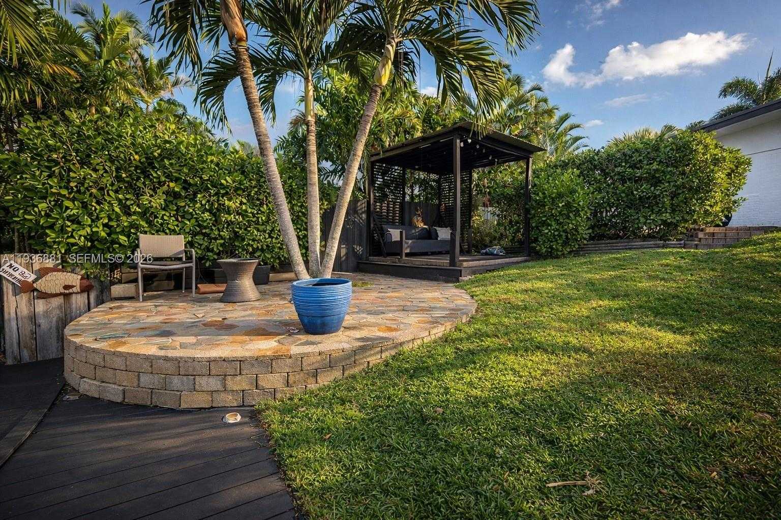 Small Image of 2413 NASSAU LN, Fort Lauderdale Number 15