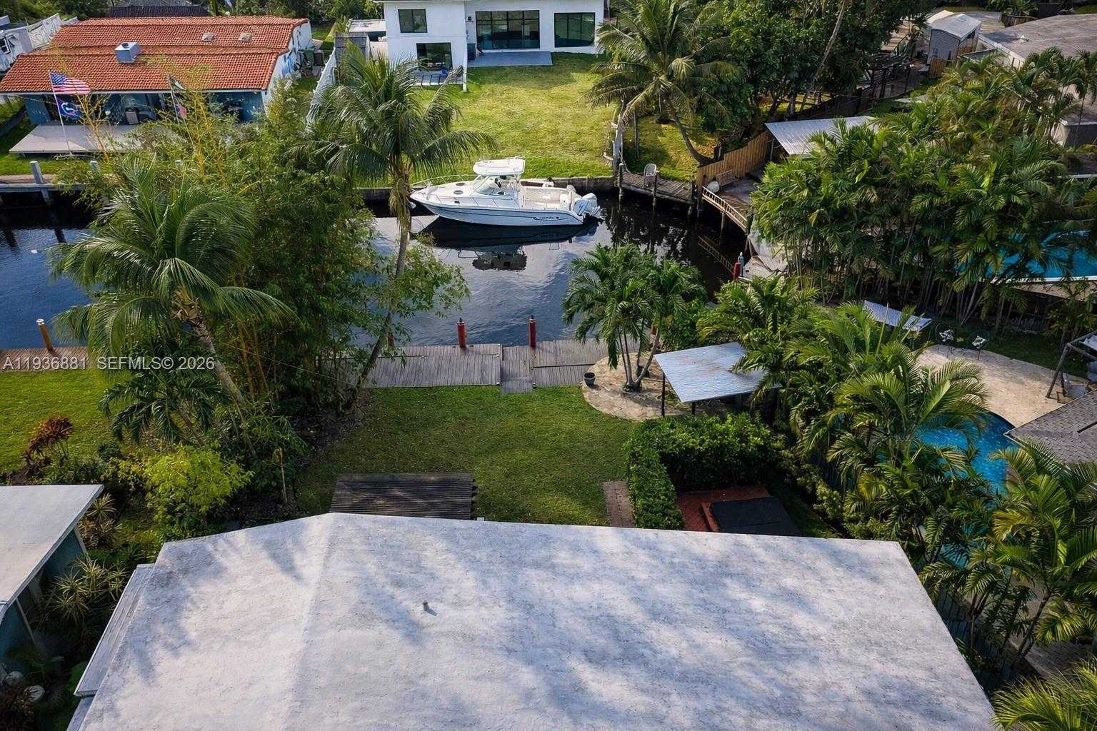 Small Image of 2413 NASSAU LN, Fort Lauderdale Number 20