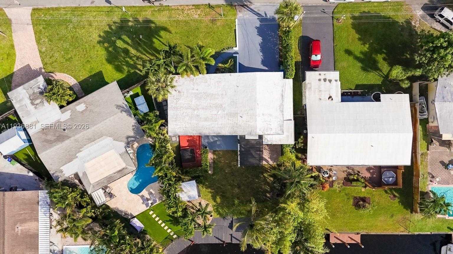 Small Image of 2413 NASSAU LN, Fort Lauderdale Number 21