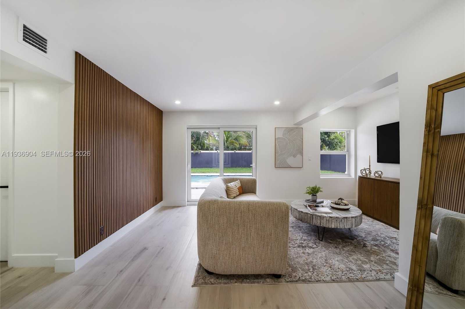 Small Image of 3056 NORTH EAST 14TH AVE, Oakland Park Number 12