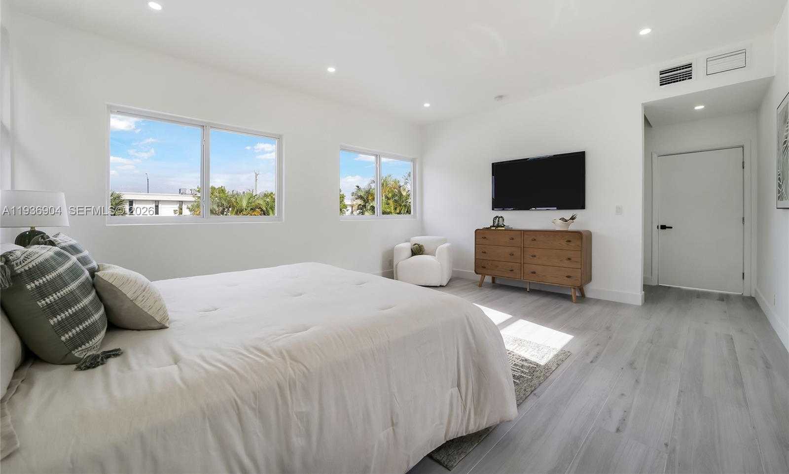 Small Image of 3056 NORTH EAST 14TH AVE, Oakland Park Number 31