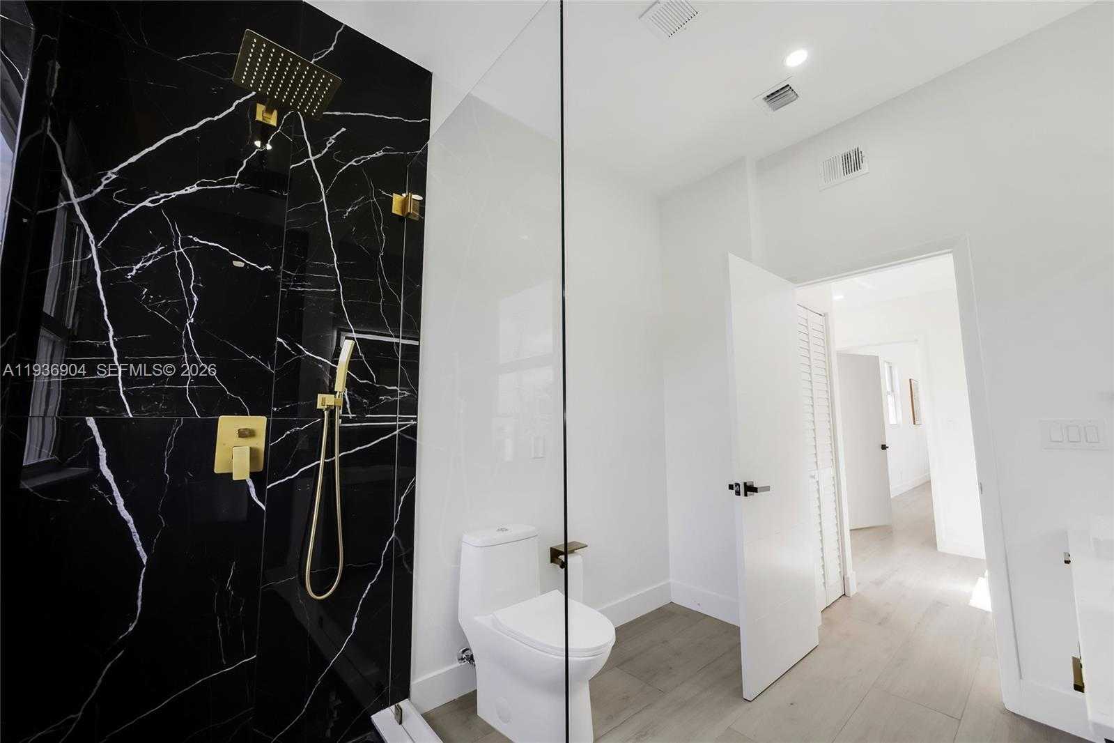 Small Image of 3056 NORTH EAST 14TH AVE, Oakland Park Number 37