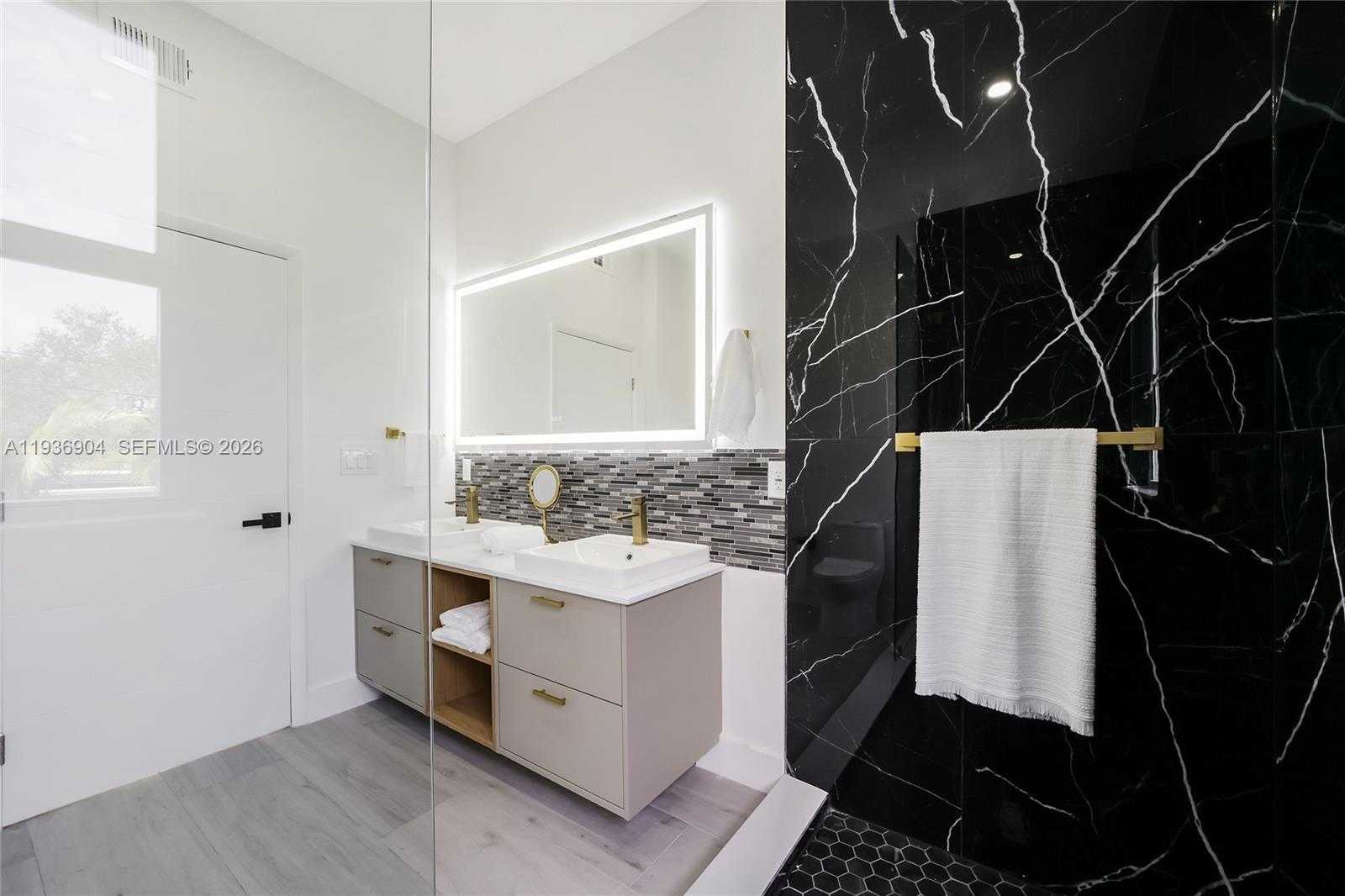 Small Image of 3056 NORTH EAST 14TH AVE, Oakland Park Number 39