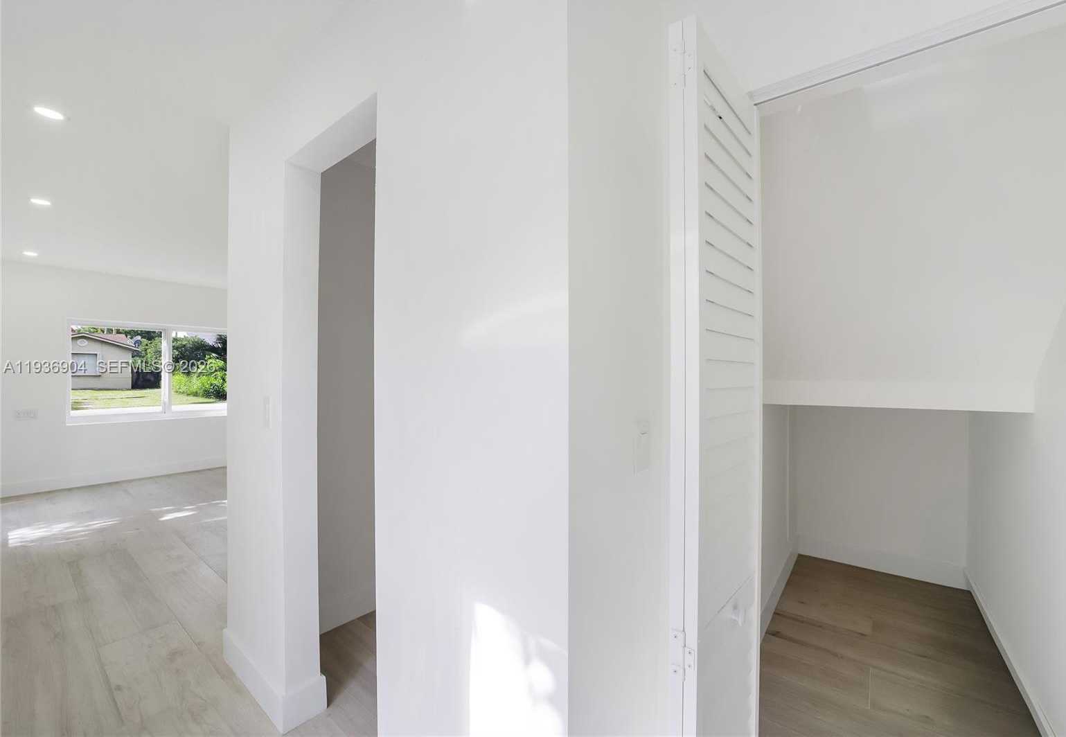 Small Image of 3056 NORTH EAST 14TH AVE, Oakland Park Number 44