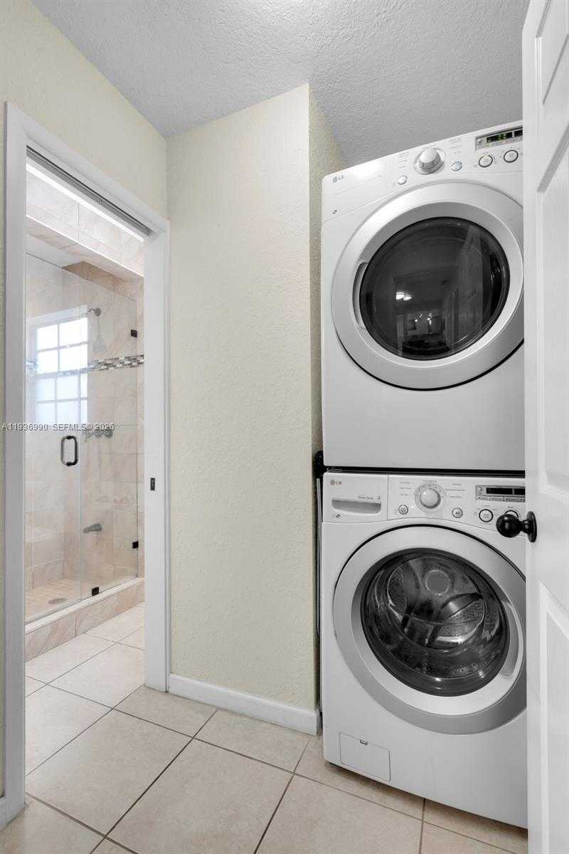 Small Image of 1160 NORTH WEST 86TH TER, Pembroke Pines Number 12