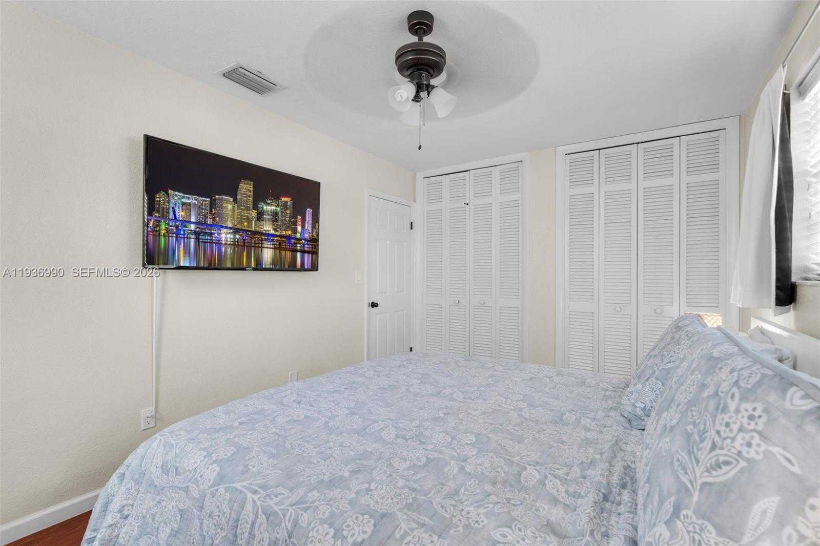 Small Image of 1160 NORTH WEST 86TH TER, Pembroke Pines Number 16