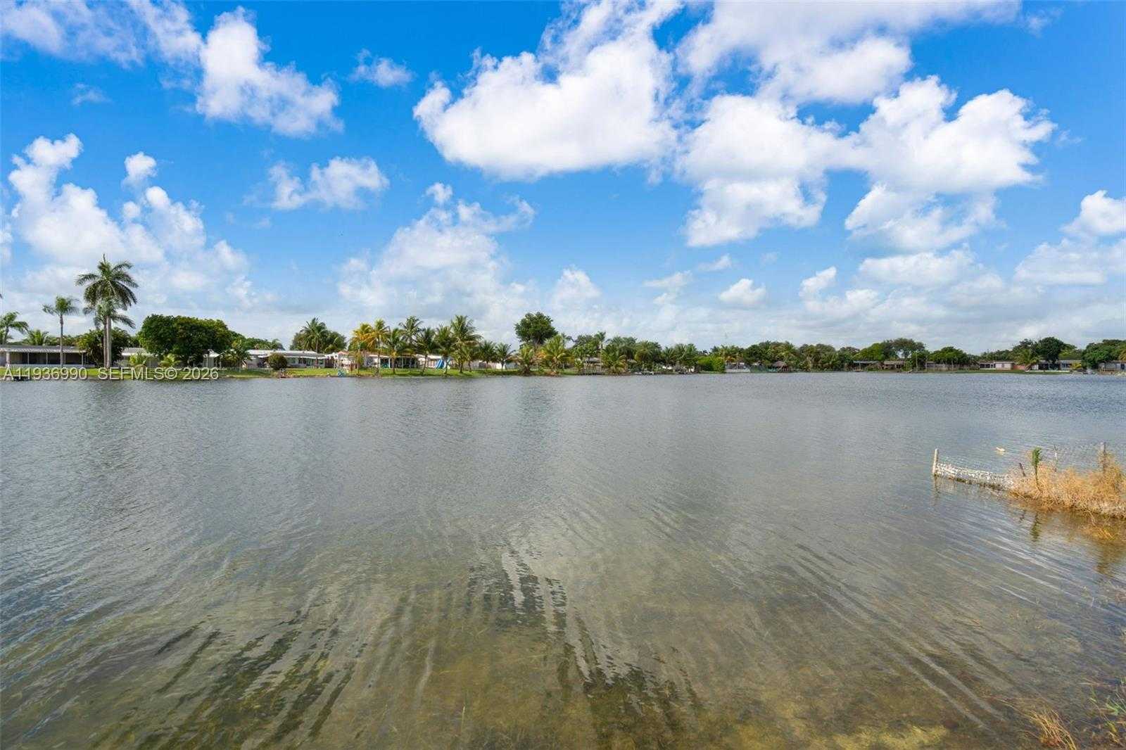 Small Image of 1160 NORTH WEST 86TH TER, Pembroke Pines Number 25