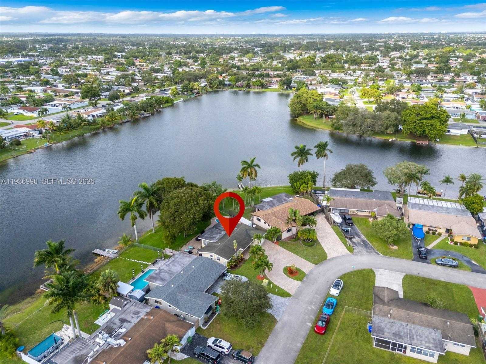 Small Image of 1160 NORTH WEST 86TH TER, Pembroke Pines Number 34