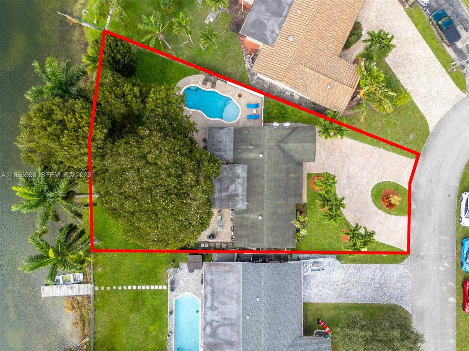 Small Image of 1160 NORTH WEST 86TH TER, Pembroke Pines Number 4