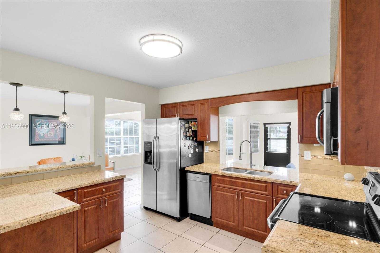 Small Image of 1160 NORTH WEST 86TH TER, Pembroke Pines Number 5