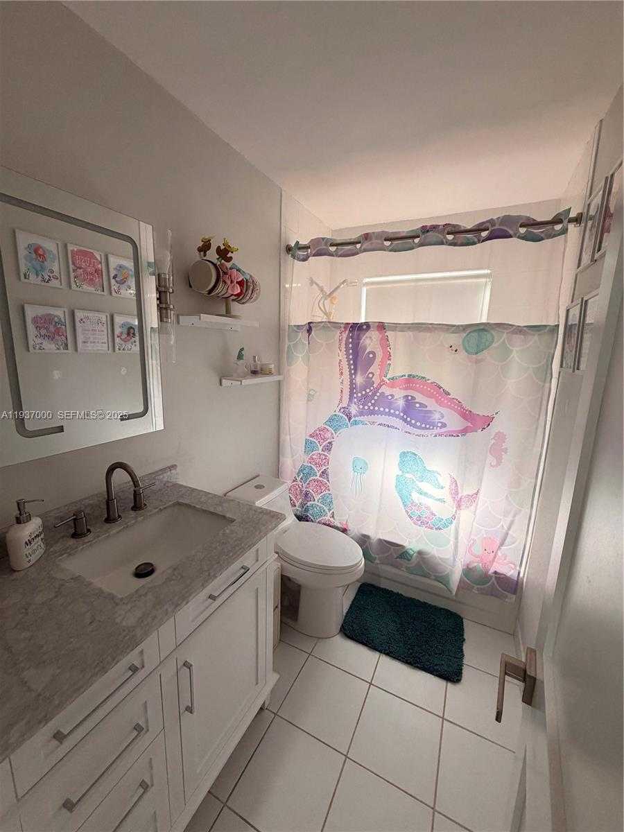 Small Image of 4841 NORTH WEST 19TH ST, Lauderhill Number 15