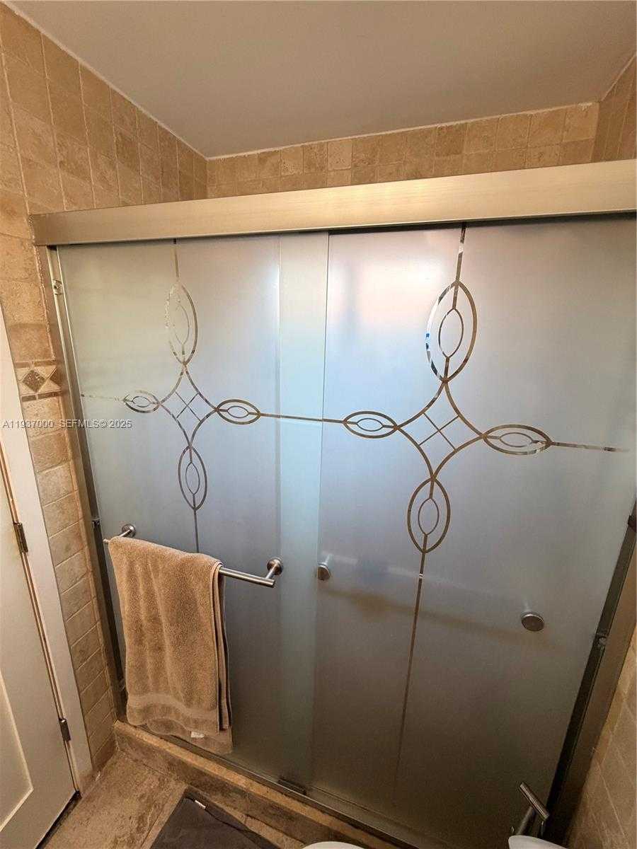 Small Image of 4841 NORTH WEST 19TH ST, Lauderhill Number 23