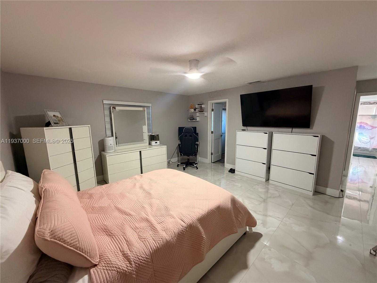 Small Image of 4841 NORTH WEST 19TH ST, Lauderhill Number 25