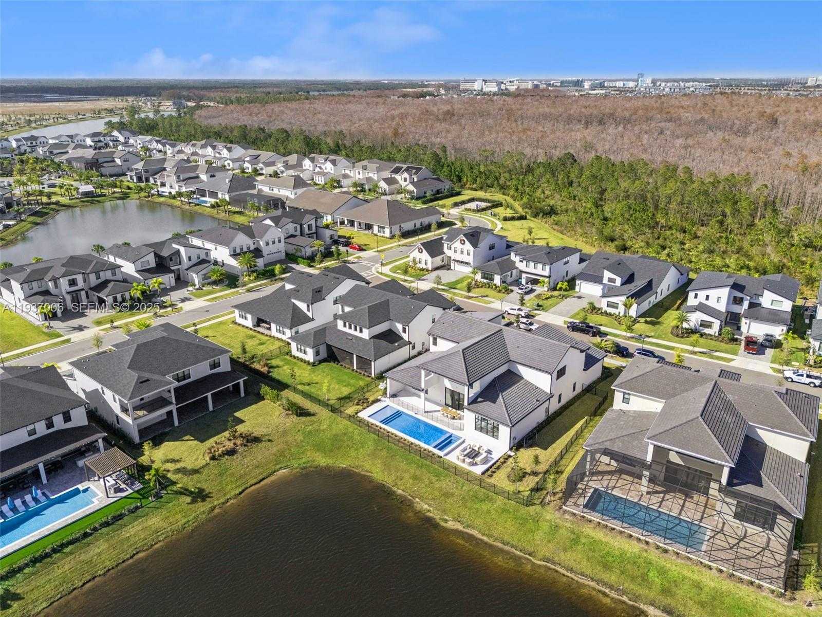 Small Image of 9720 LAUREL BERRY DRIVE, Orlando Number 53