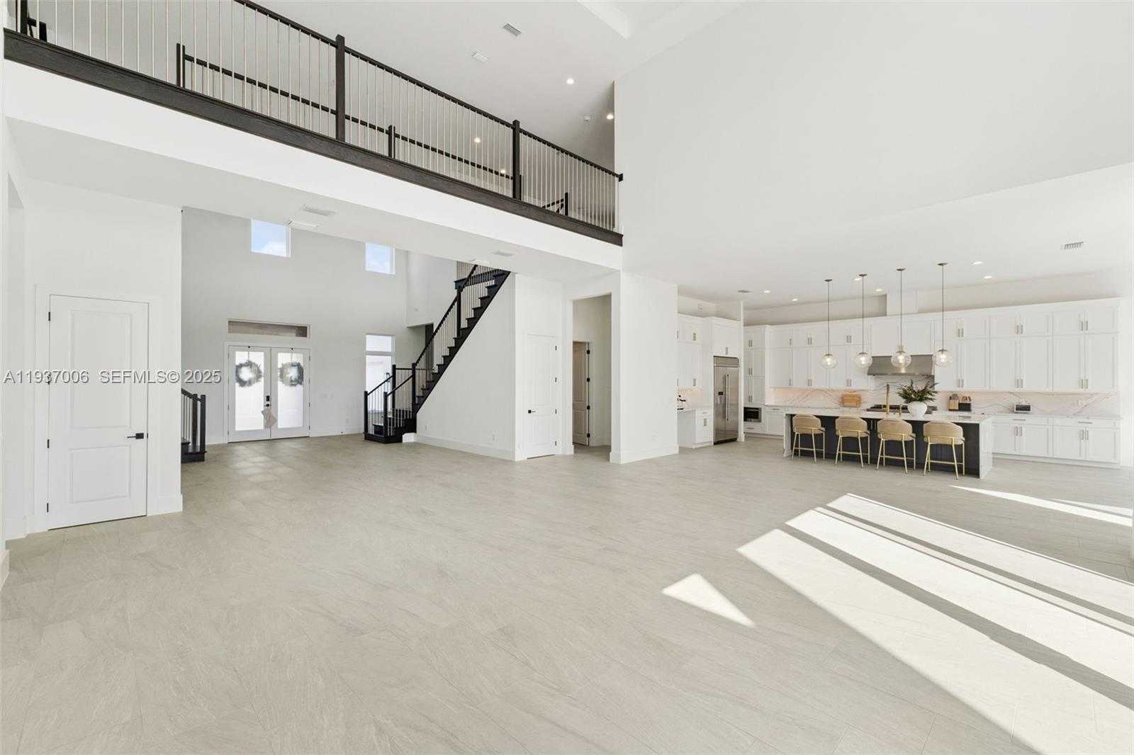 Small Image of 9720 LAUREL BERRY DRIVE, Orlando Number 7