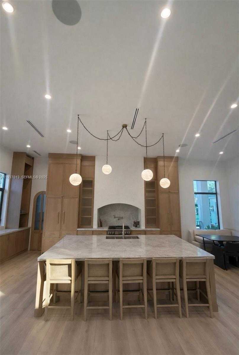 Small Image of 14200 OLD CUTLER RD, Palmetto Bay Number 19