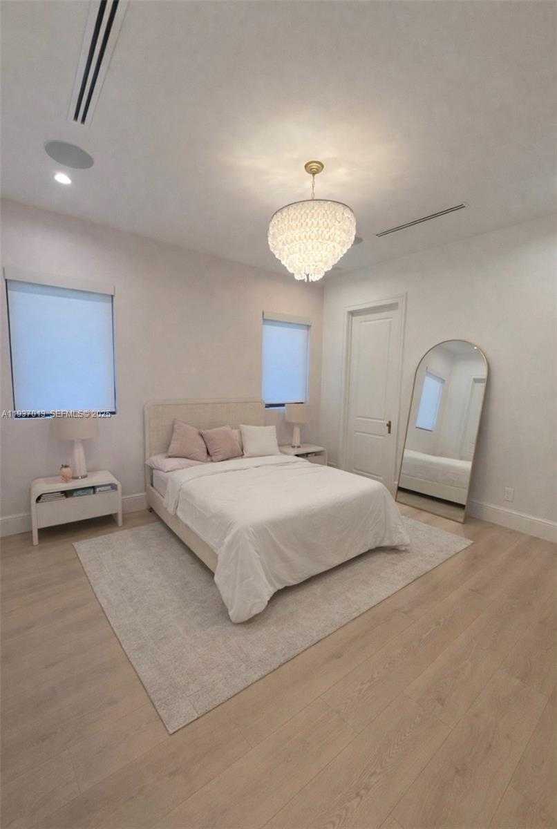 Small Image of 14200 OLD CUTLER RD, Palmetto Bay Number 28