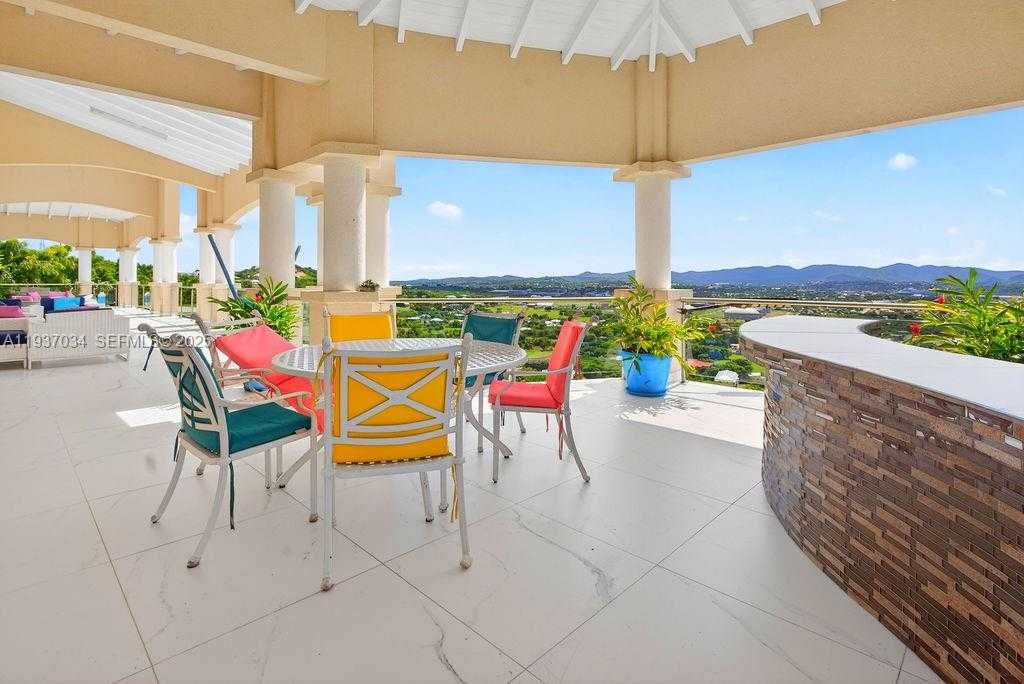 Small Image of PARADISE VIEW VILLA, Out of City Number 11